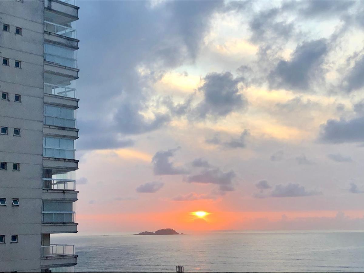 Guaruja Pitangueiras Apto Na Praia Exterior foto